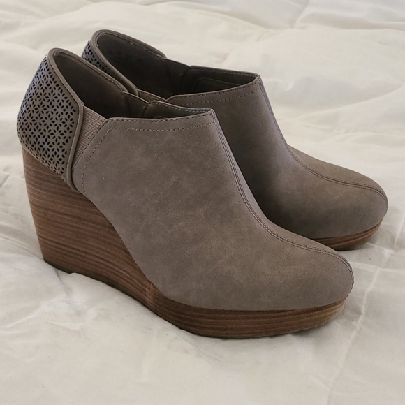 Booties - Picture 1 of 6